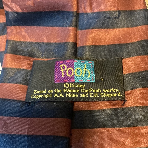 Disney Pooh and Tigger ties - Picture 5 of 6